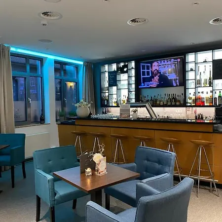 酒店 克拉默布鲁克爱尔福特酒店 4*