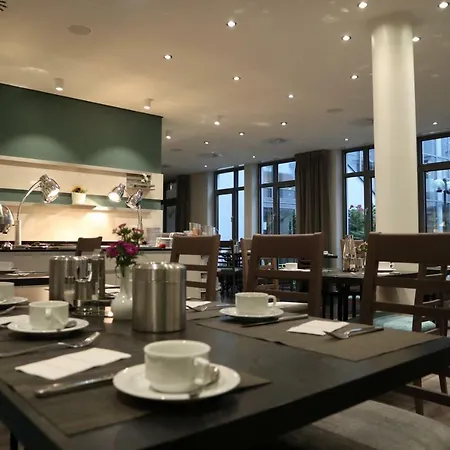 克拉默布鲁克爱尔福特酒店 4* 埃尔福特